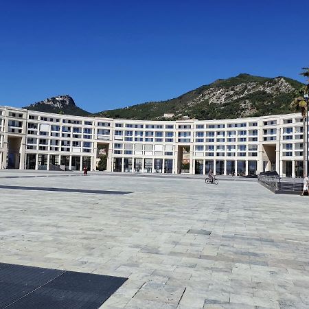Apartamento Le 13 Fontane Salerno Exterior foto